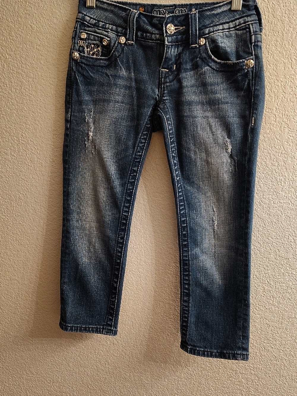 Miss Me Size 24 Blue Distressed Ryan Stones Bling Capri Denim Jeans